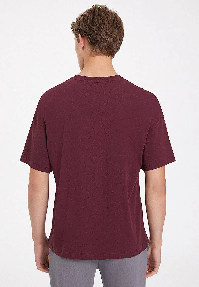 Bordo Bisiklet Yaka Pamuklu Oversize Erkek T-Shirt ESSENTIALS