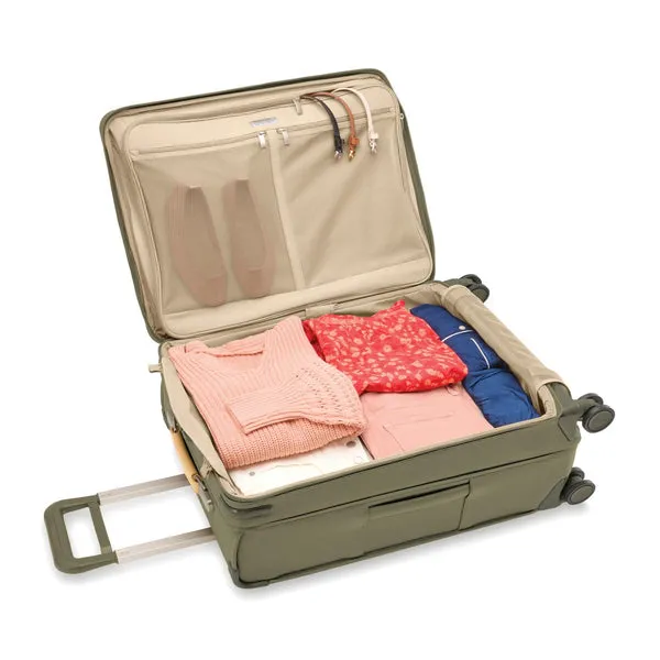 Briggs & RIley Baseline Medium Expandable Spinner - Olive
