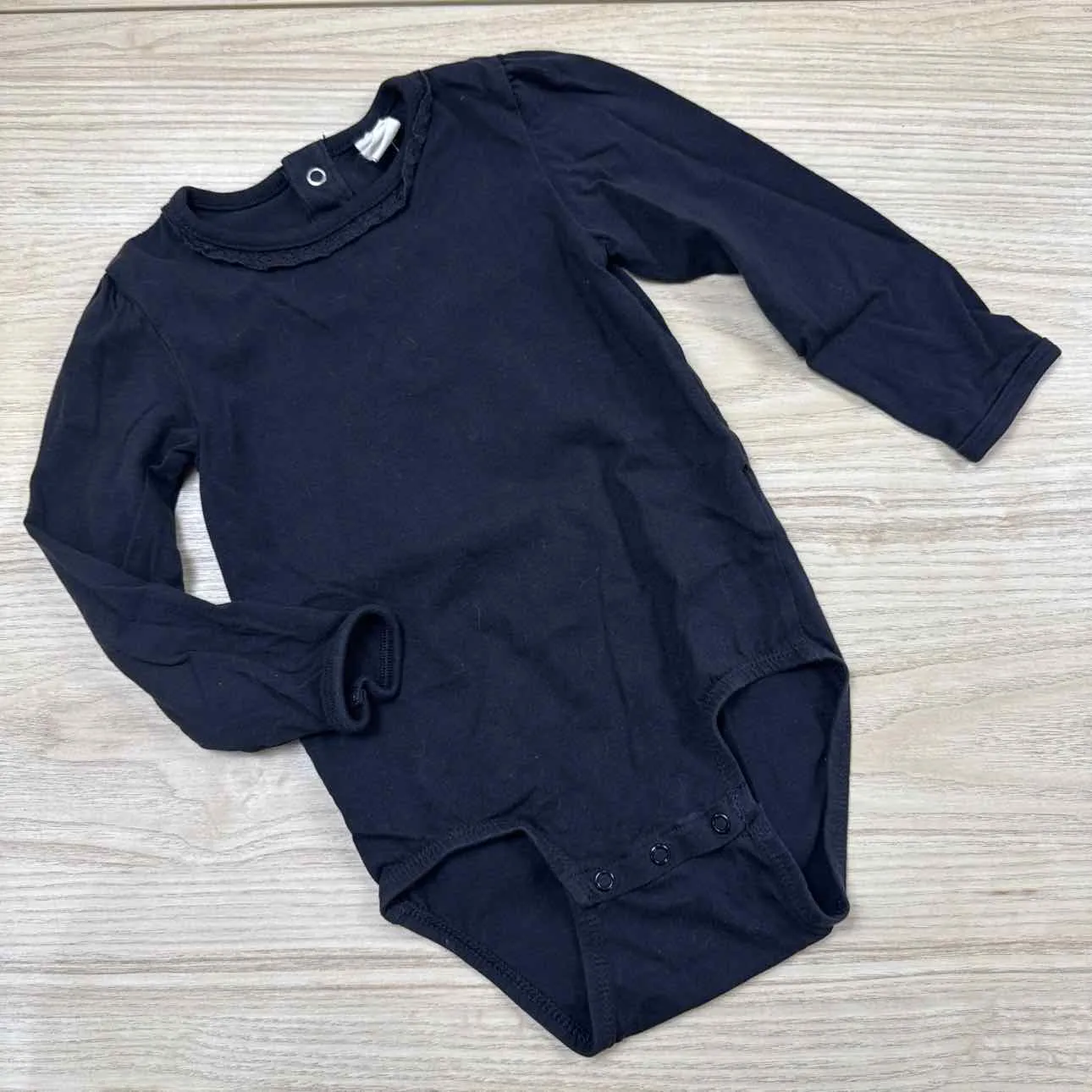 H&M ONESIE basic