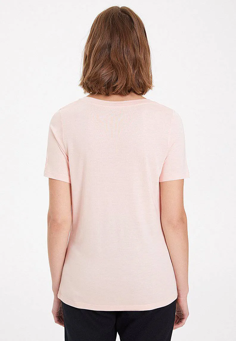 Pembe Basic V Yaka Viskon Regular Fit Kadın T-Shirt ESSENTIALS DEEP V-NECK