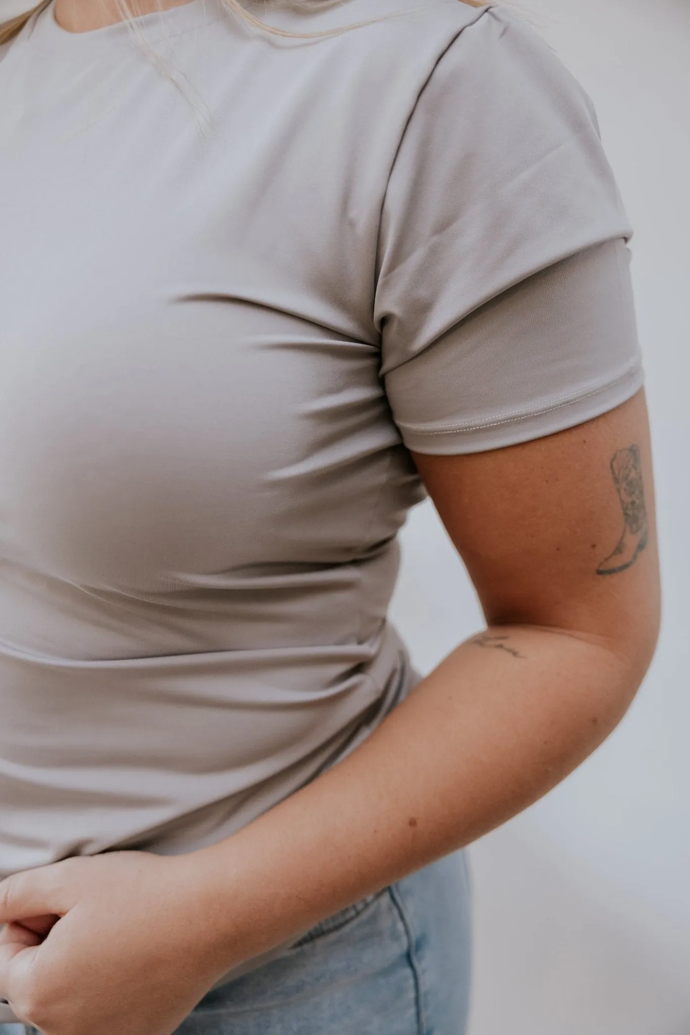 T-SHIRT BASIC DRYFIT (FEMME) -GRIS-