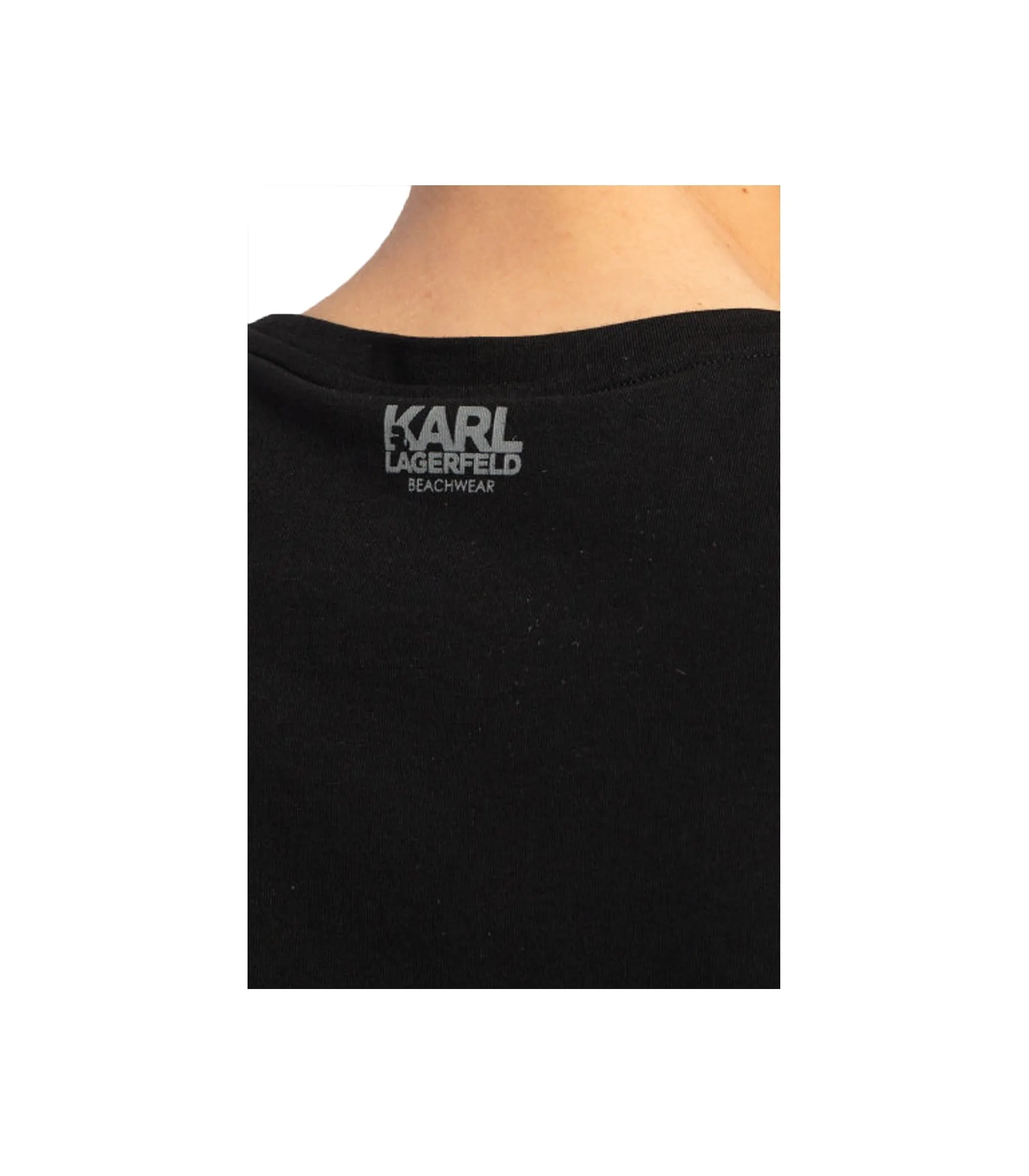T-Shirt Graphic Font - Black/White