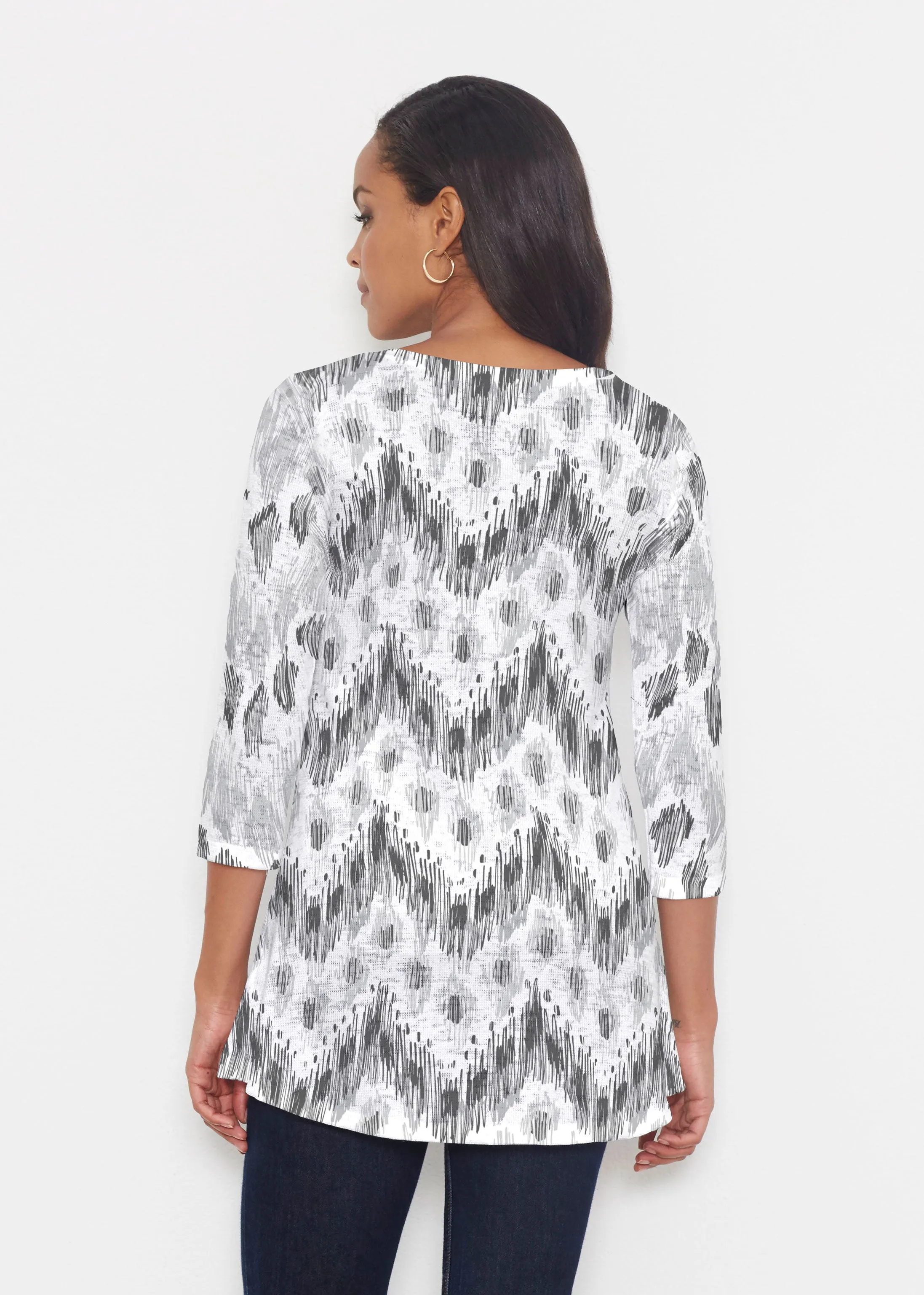 Tonal Waves Black (7834) ~ Katherine Hi-Lo Thermal Tunic