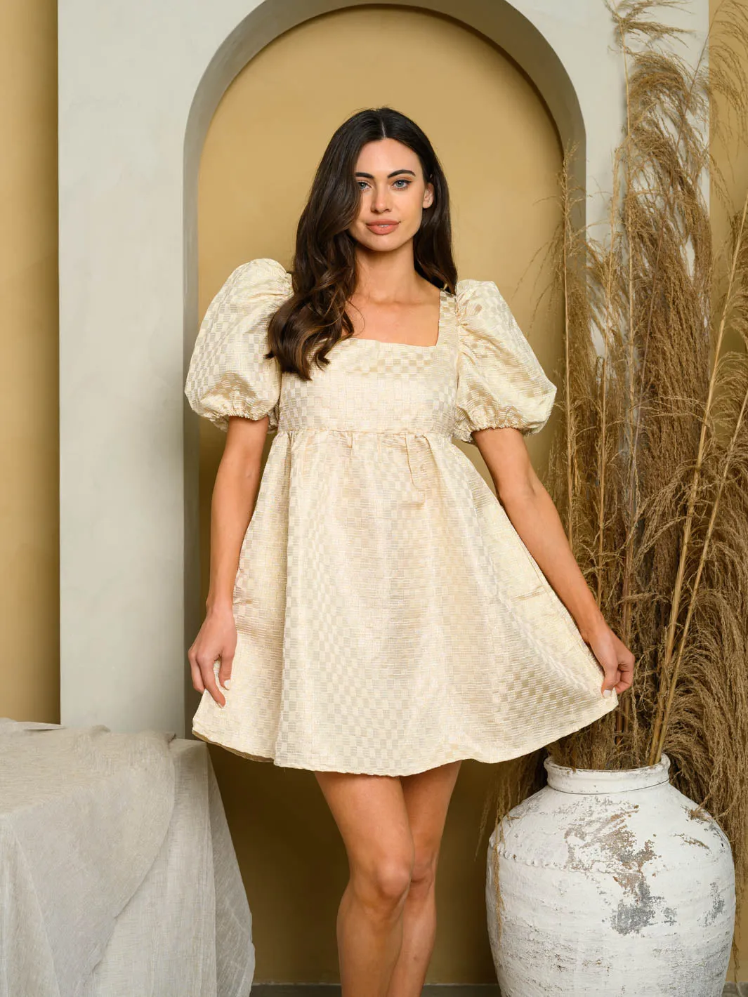 WOMEN'S SHORT PUFF SLEEVE CHECKERED JACQUARD MINI DRESS